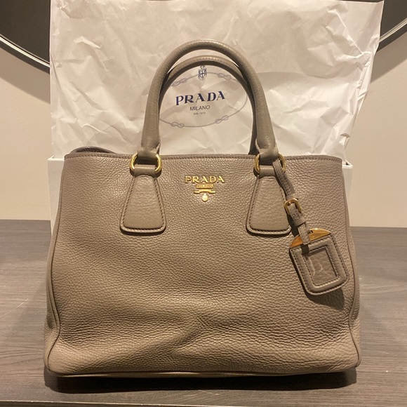 Prada Galleria pebbled leather tote / bag - Picture 1 of 11